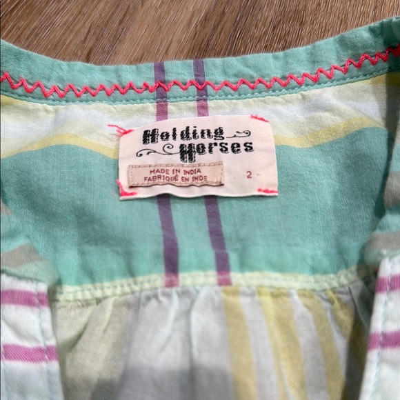 HOLDING HORSES  Size 2 Multicolor Plaid Button Down Shirt V Neck Long Sleeve - Picture 3 of 12